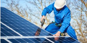 Installation Maintenance Panneaux Solaires Photovoltaïques à Dung
